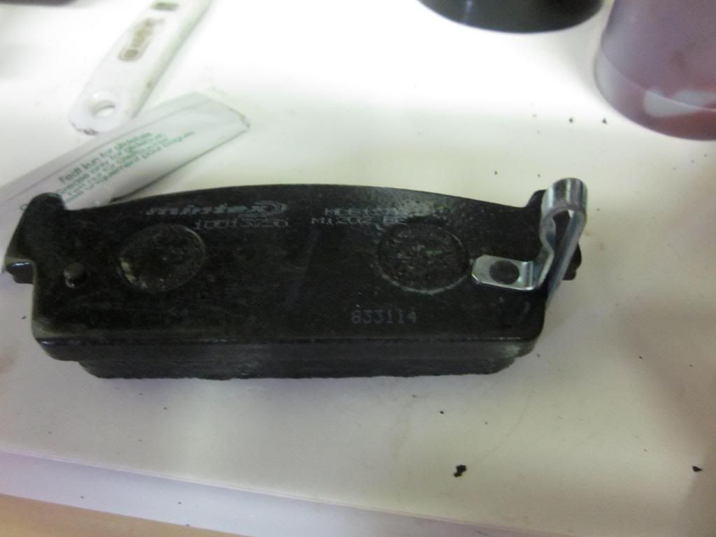 How to rebuild S13 rear calipers